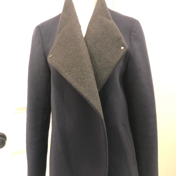 Theory stand up wool coat - Picture 2 of 9